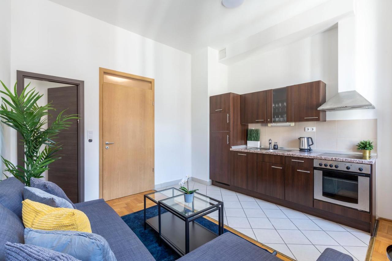 Downtown Cozy Home In The Gozsdu Garden Budapest Extérieur photo