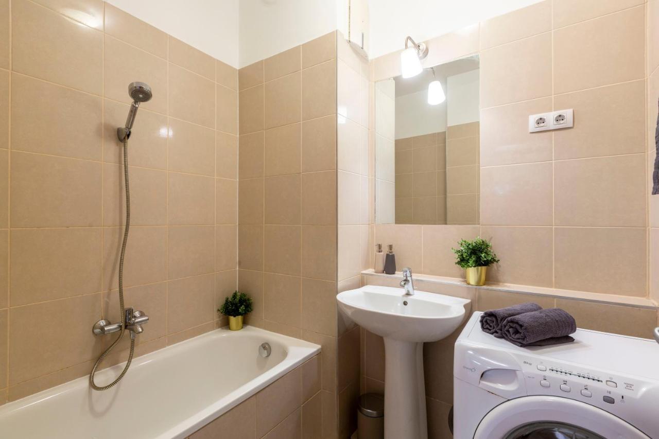Downtown Cozy Home In The Gozsdu Garden Budapest Extérieur photo